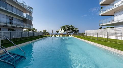 Exclusiva planta baja en frente de la playa con gran terraza privada y piscina comunitaria, imatge 2