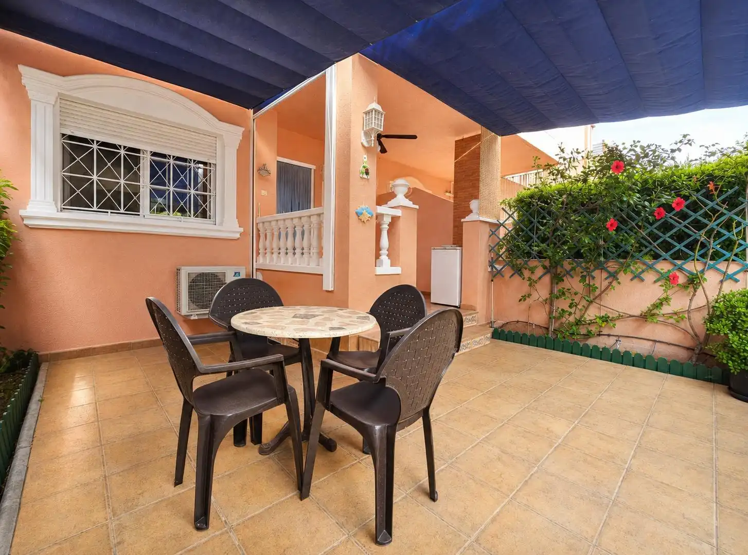 Terrassa de Casa o xalet en venda en Santa Pola amb Aire condicionat, Calefacció i Jardí privat