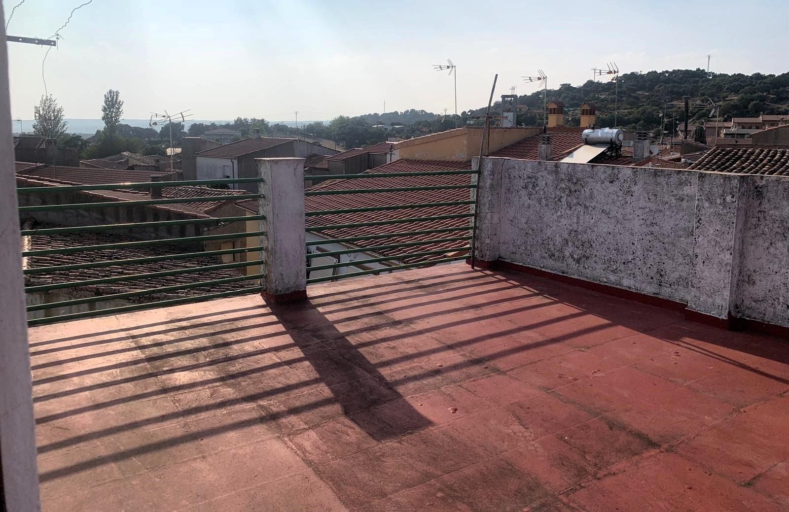 Terrassa de Casa o xalet en venda en Valdeobispo amb Terrassa