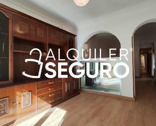 Dormitori de Pis de lloguer en  Madrid Capital amb Aire condicionat, Calefacció i Terrassa