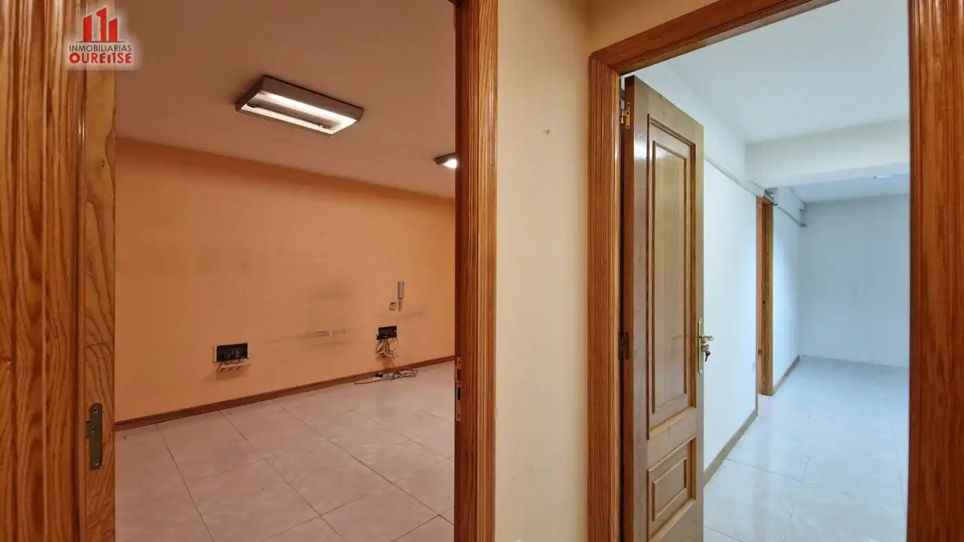 Büro zum Verkauf in Ourense Capital  mit Klimaanlage und Heizung