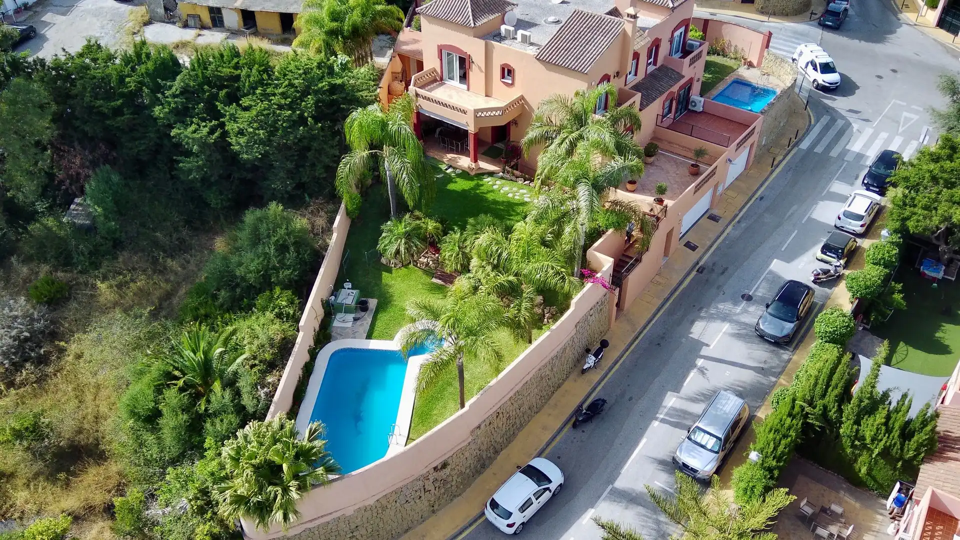 Exterior view of Detached homes for sale in Marbella  with Terrace and Balcony