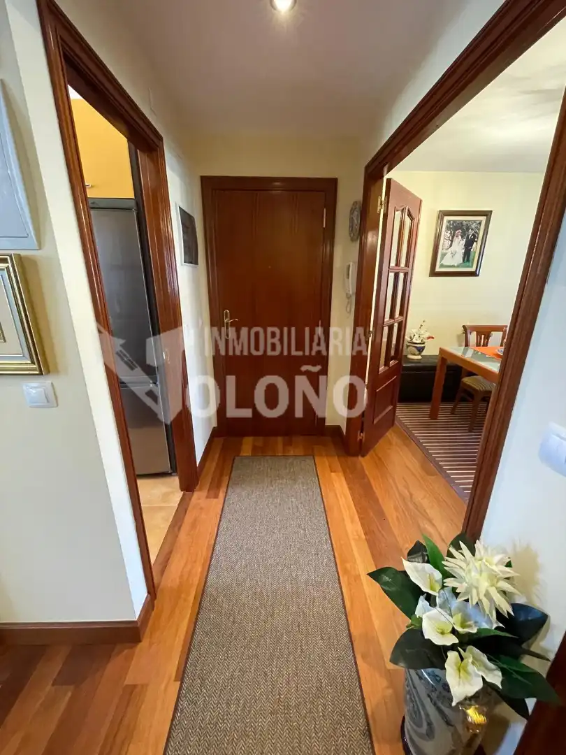Dúplex en venta en Castañares de Rioja con Calefacción, Parquet y Terraza