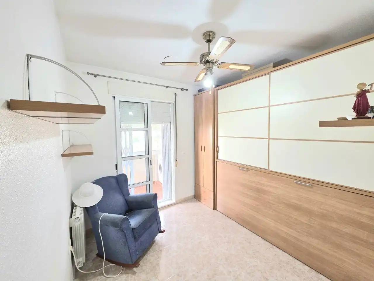 Schlafzimmer von Einfamilien-Reihenhaus zum Verkauf in Huércal-Overa mit Klimaanlage, Heizung und Terrasse