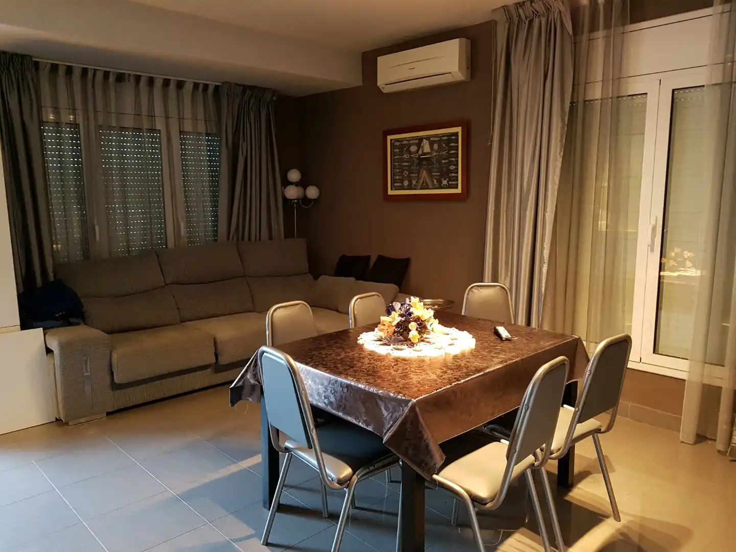 Villa avec jardin à louer à Carrer Xiprers 11, imagen 3