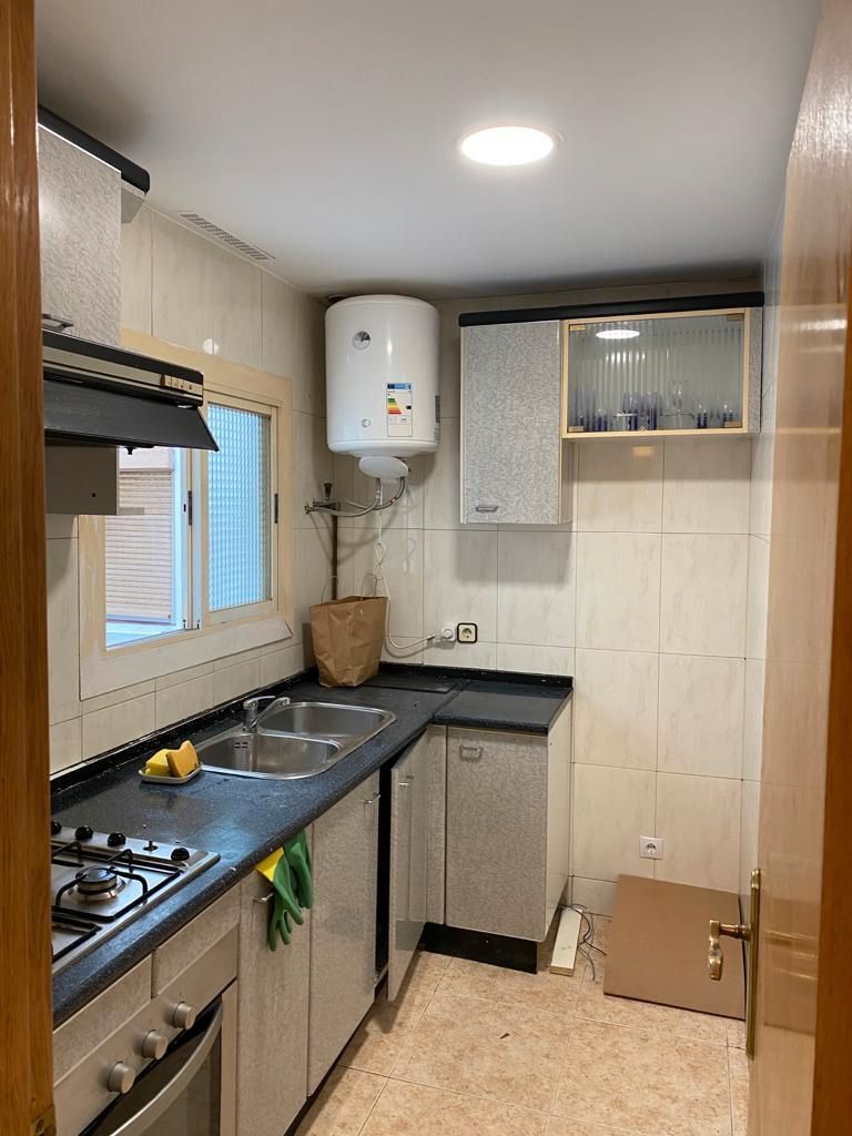 Piso en venta en La Torrassa, Collblanc - La Torrassa