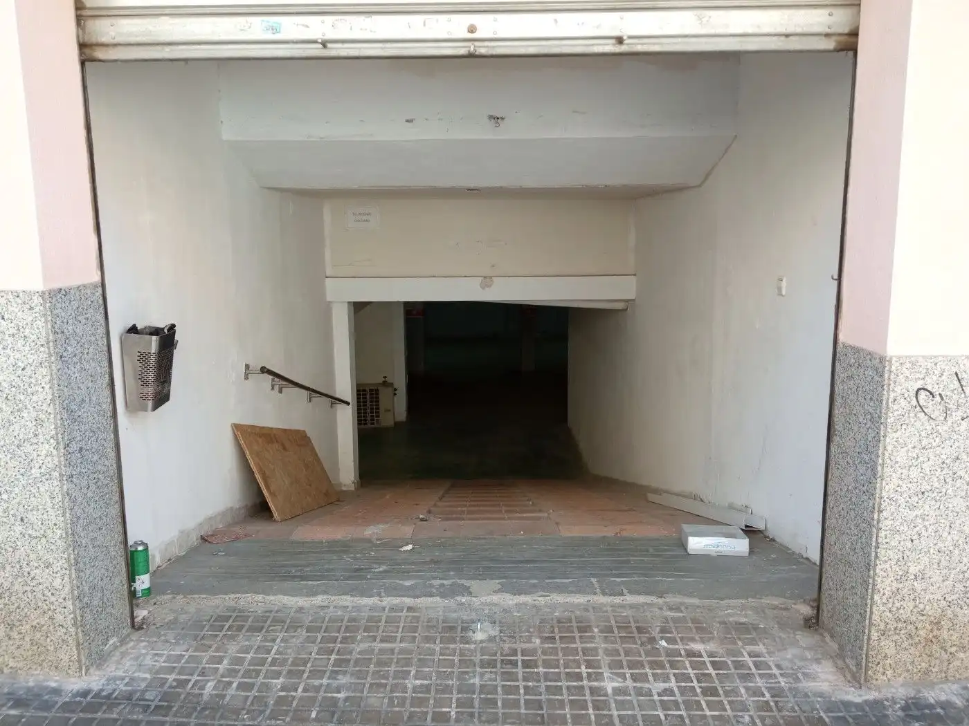 Local comercial en venda a Sud, imagen 3