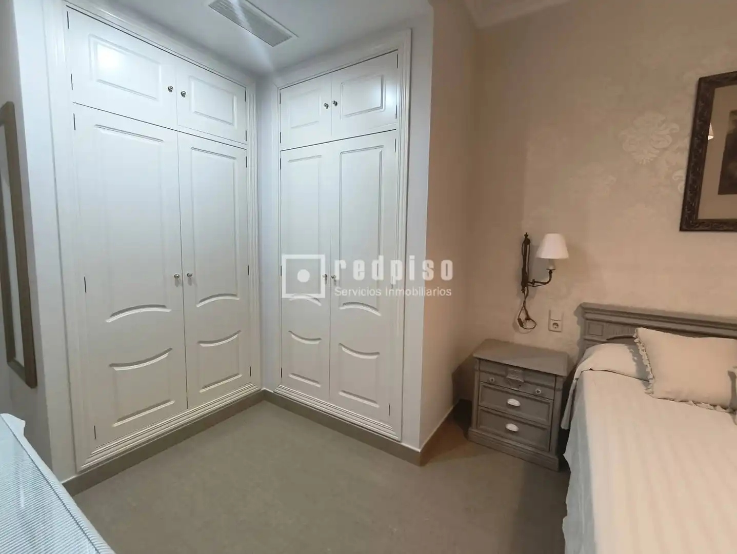 Habitación de Piso de alquiler en Sevilla con Aire acondicionado, Terraza y Amueblado