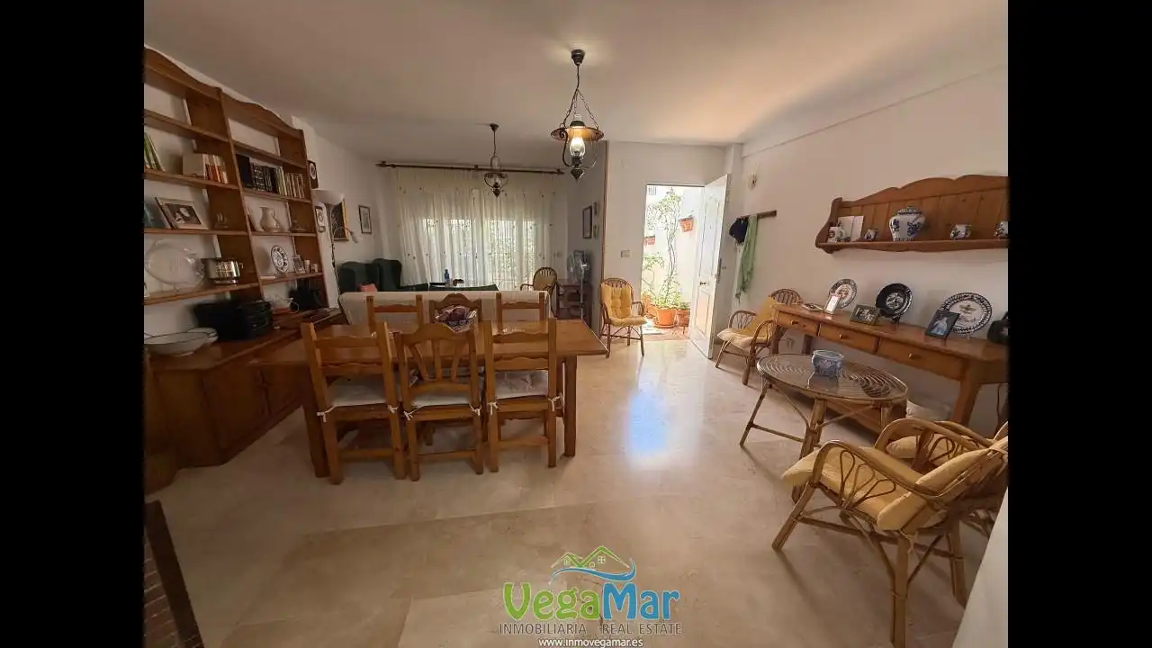 Vista exterior de Casa o chalet en venta en Almuñécar