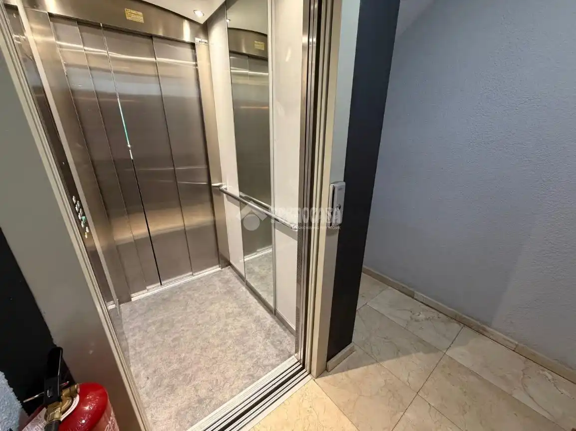 Flat for sale in Madrid  with Terrace