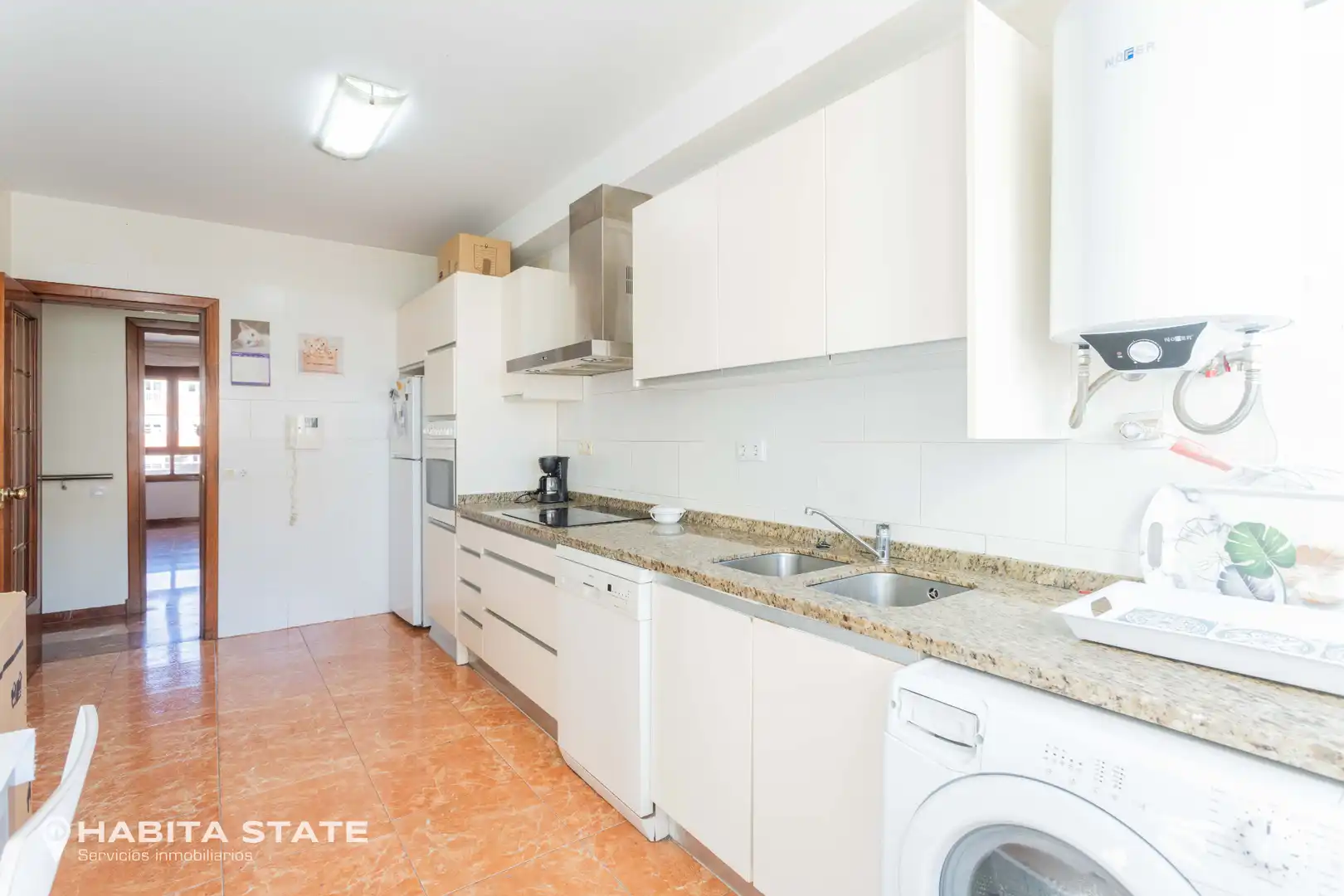 Kitchen of Flat for sale in Almería  with Air Conditioner, Heating and Oven