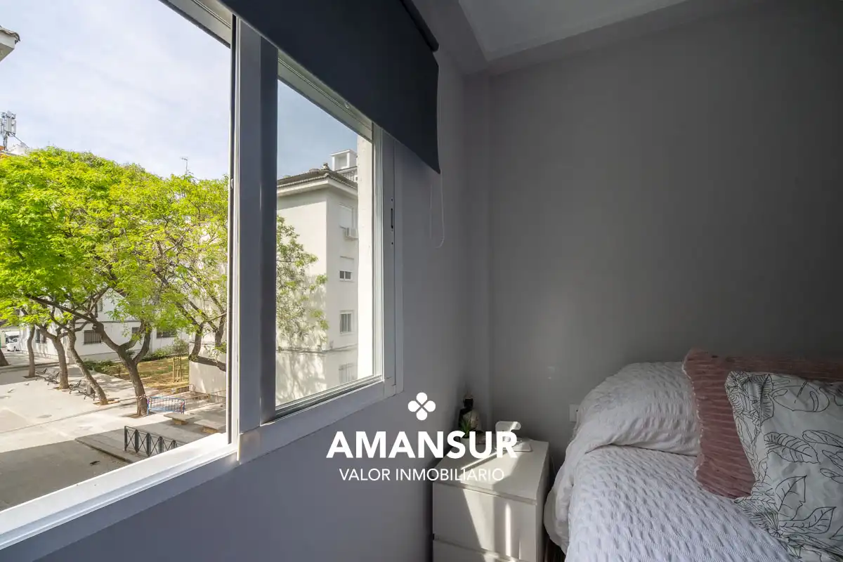 Flat for sale in Plaza Dulcinea, Nuevo Parque - Los Rosales - Tráfico Pesado