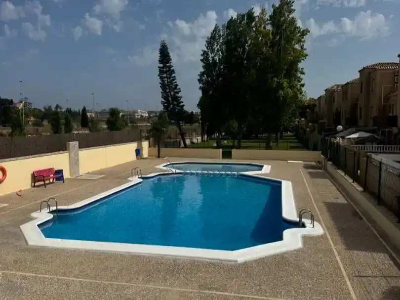 Piscina de Dúplex en venda en Torrevieja amb Aire condicionat, Piscina i Balcó