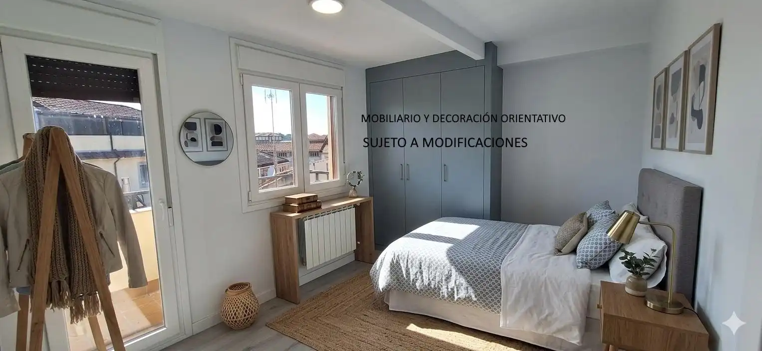 Dormitori de Apartament de lloguer en Segovia amb Calefacció, Terrassa i Moblat