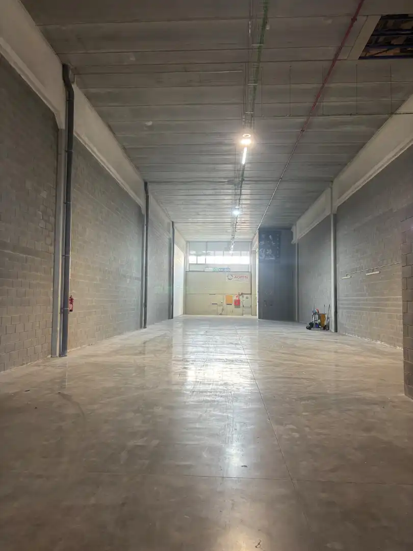 Industrial building with lift to rent in Avinguda del Maresme 64, imagen 20