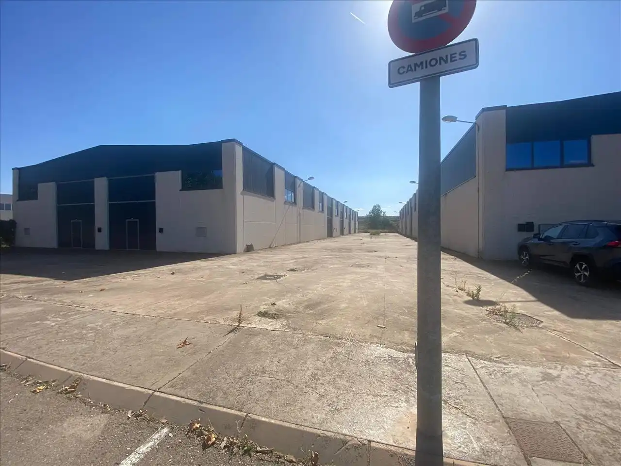 Nave industrial in vendita a TN SECTOR-B