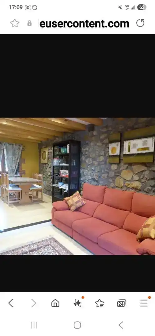 Sala d'estar de Casa o xalet en venda en Rasines amb Balcó