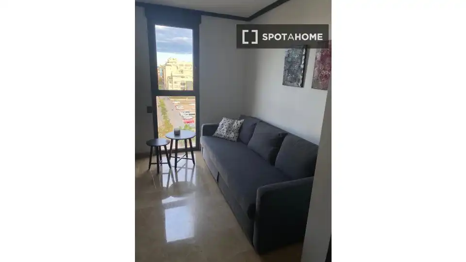 Bedroom of Flat for rent in Valencia  with Air Conditioner, Heating and Furnished