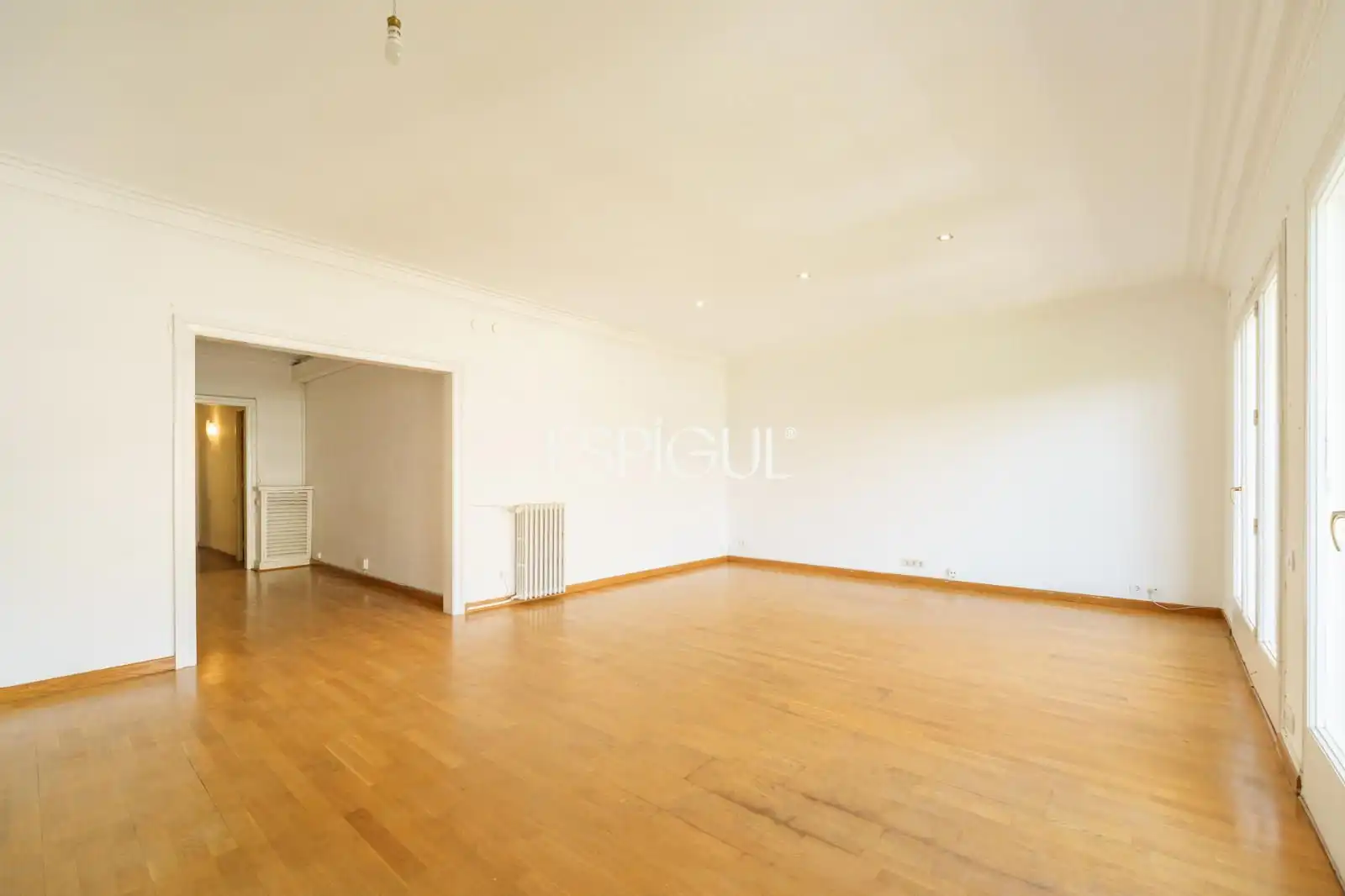 Piso en venta en Barcelona con Calefacción, Parquet y Terraza
