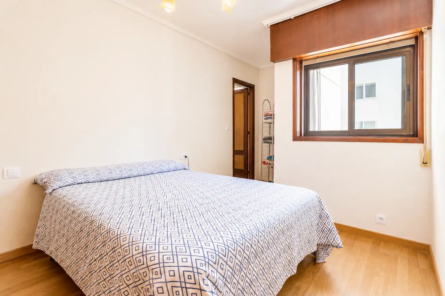 Habitación de Piso en venta en A Coruña Capital  con Calefacción, Terraza y Trastero