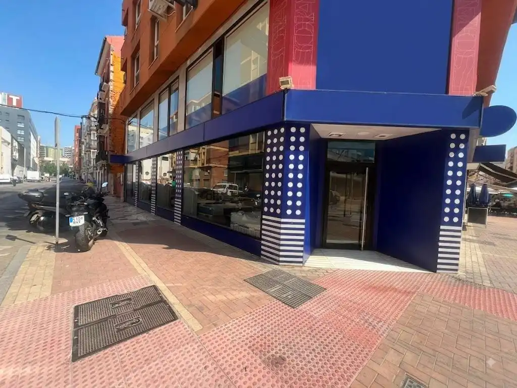 Geschaftsraum zur Miete in Málaga