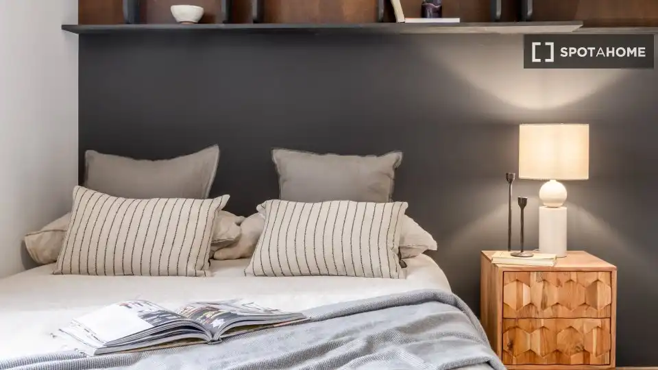 Habitació a Madrid, Madrid