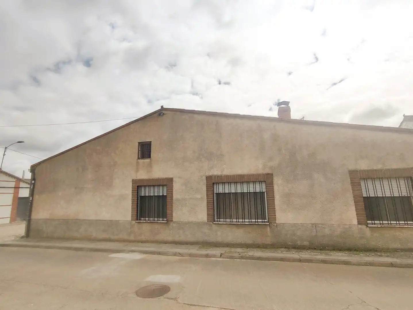 Vista exterior de Casa o chalet en venta en Lomoviejo con Trastero, Amueblado y Horno