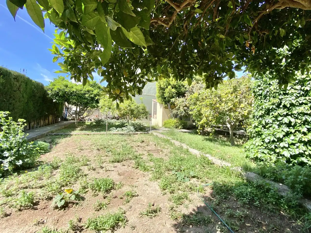 Haus oder Chalet zum Verkauf in  Palma de Mallorca mit Privatgarten, Terrasse und Abstellraum