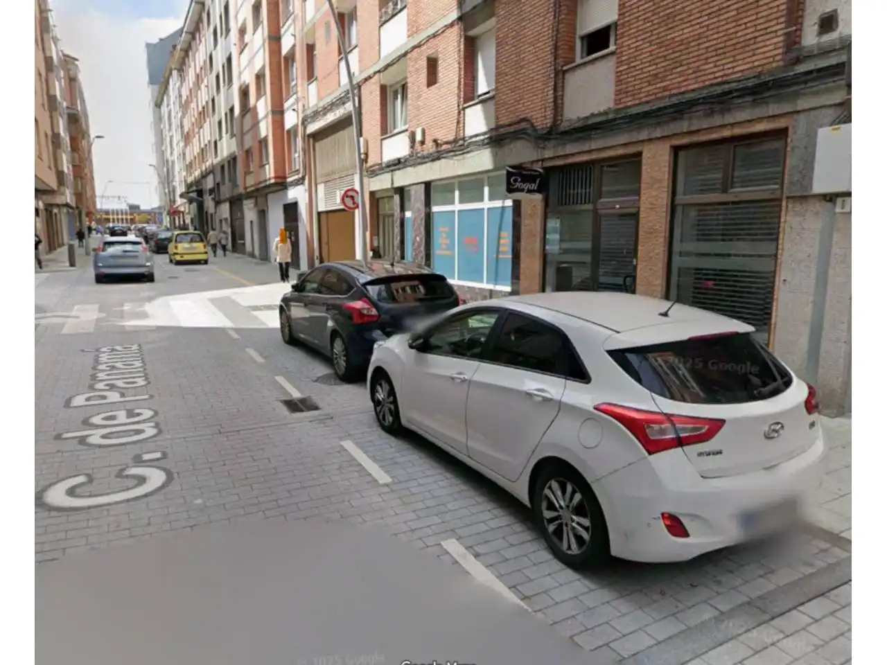 Gebäude zur Miete in Calle Panamá, La Calzada