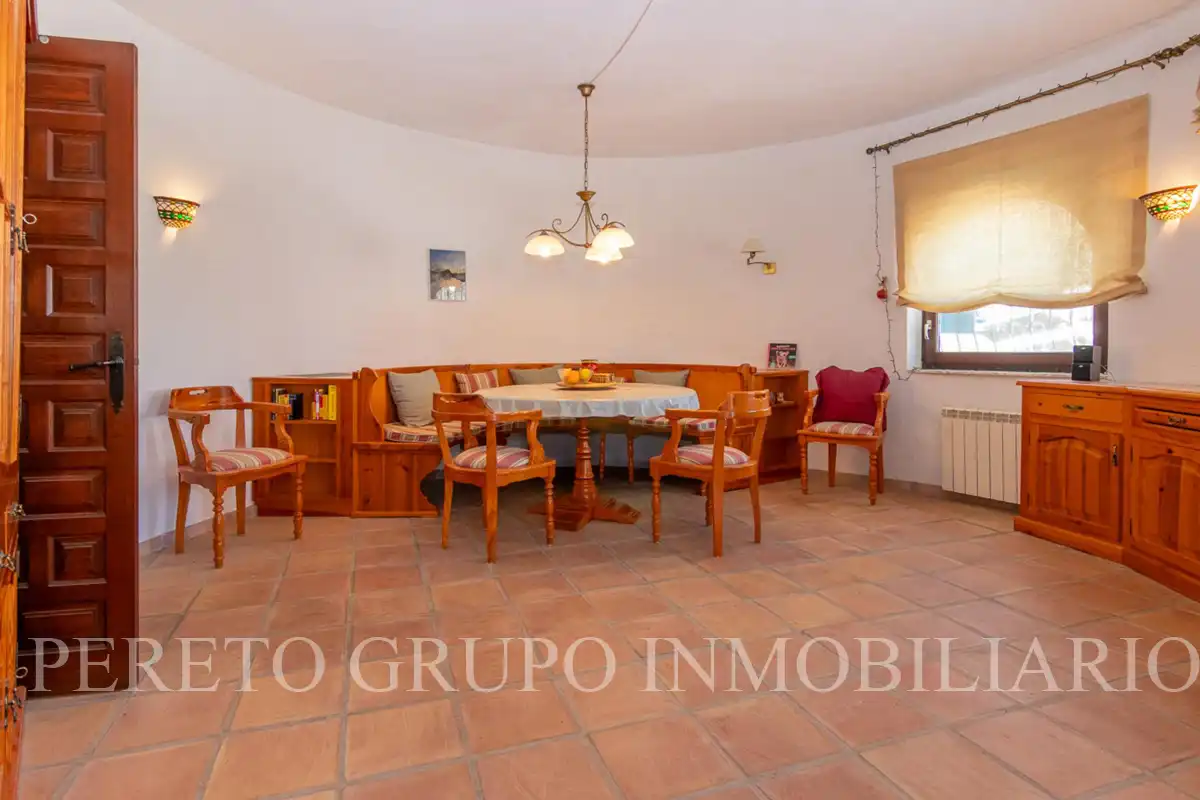 Detached house with pool for sale in El Montgó, imagen 9