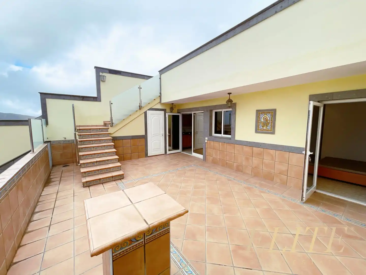 Residential with lift for sale in Calle DELGADO 185, imagen 2
