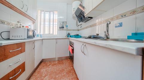 Foto 3 de Piso en venta en Calle Menorca, Las Cabañuelas, Almería