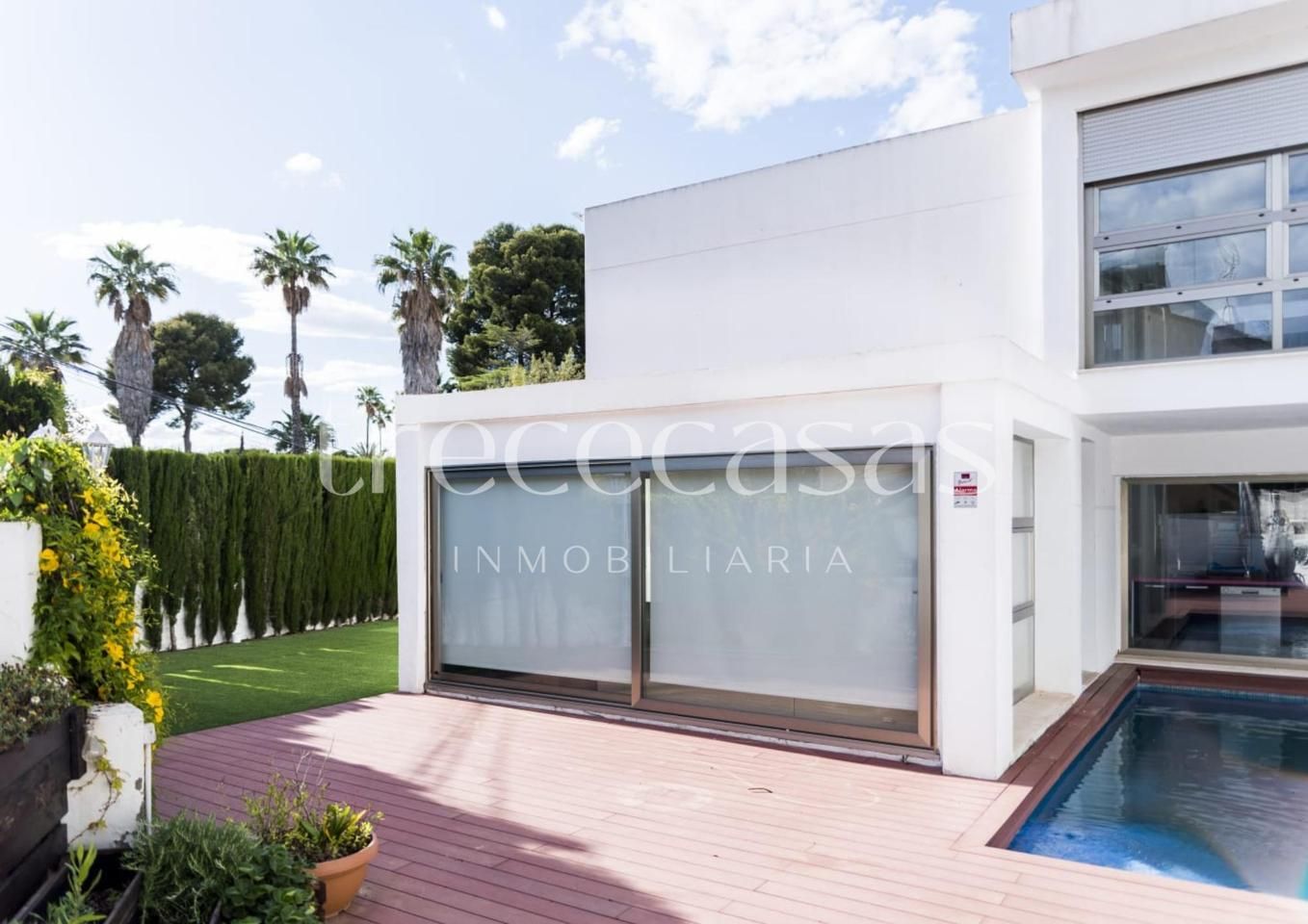 Exterior view of House or chalet to rent in Paterna  with Air Conditioner, Heating and Private garden