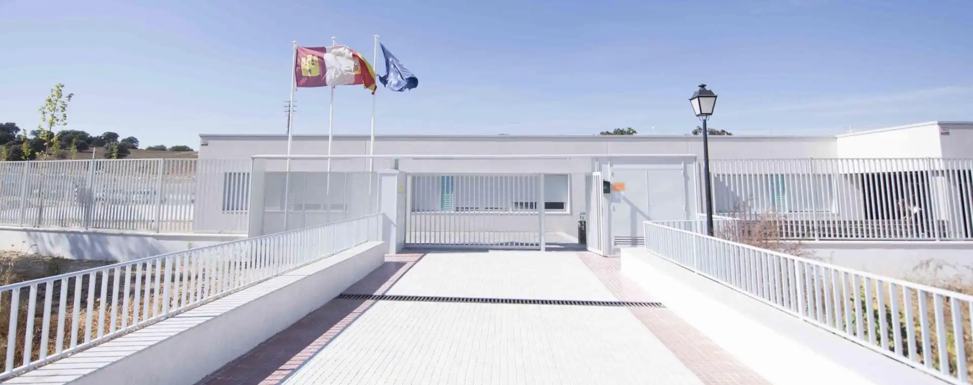 Vista exterior de Casa o xalet en venda en Méntrida amb Calefacció i Jardí privat