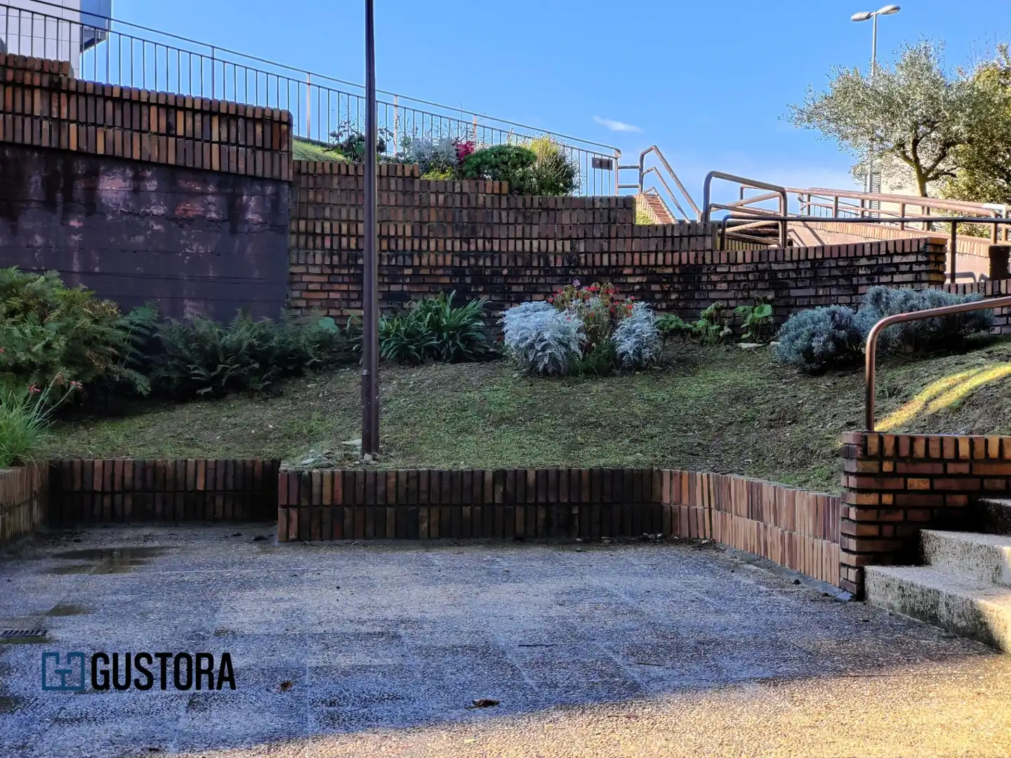 Jardín de Piso en venta en Donostia - San Sebastián  con Calefacción, Terraza y Trastero