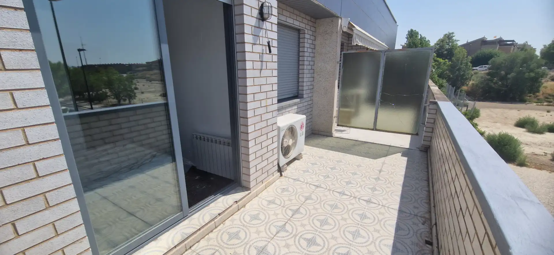 Terrace of Detached homes for sale in Zaragoza  with Air Conditioner, Heating and Private garden