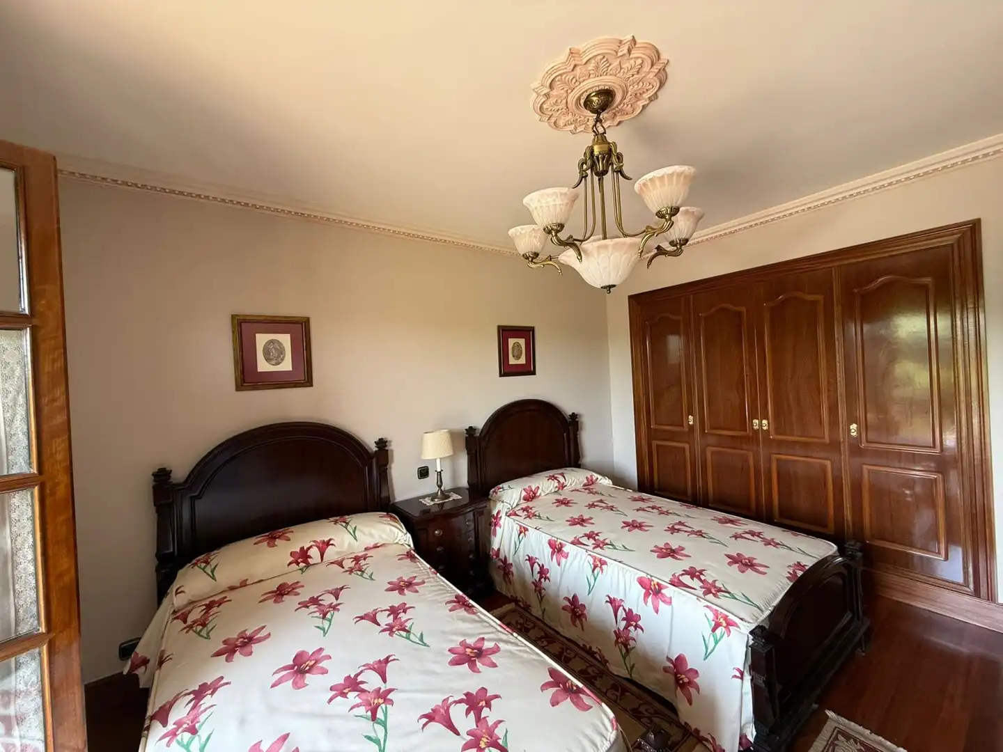 Habitación de Casa o chalet en venta en Valle de Mena con Calefacción, Terraza y Trastero