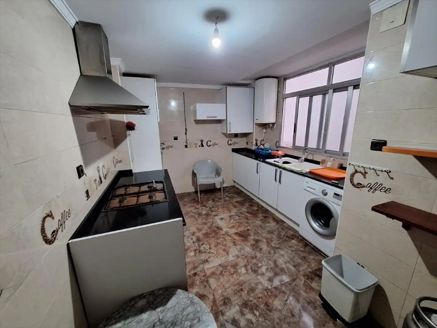 Küche von Wohnung zum Verkauf in Alzira mit Abstellraum