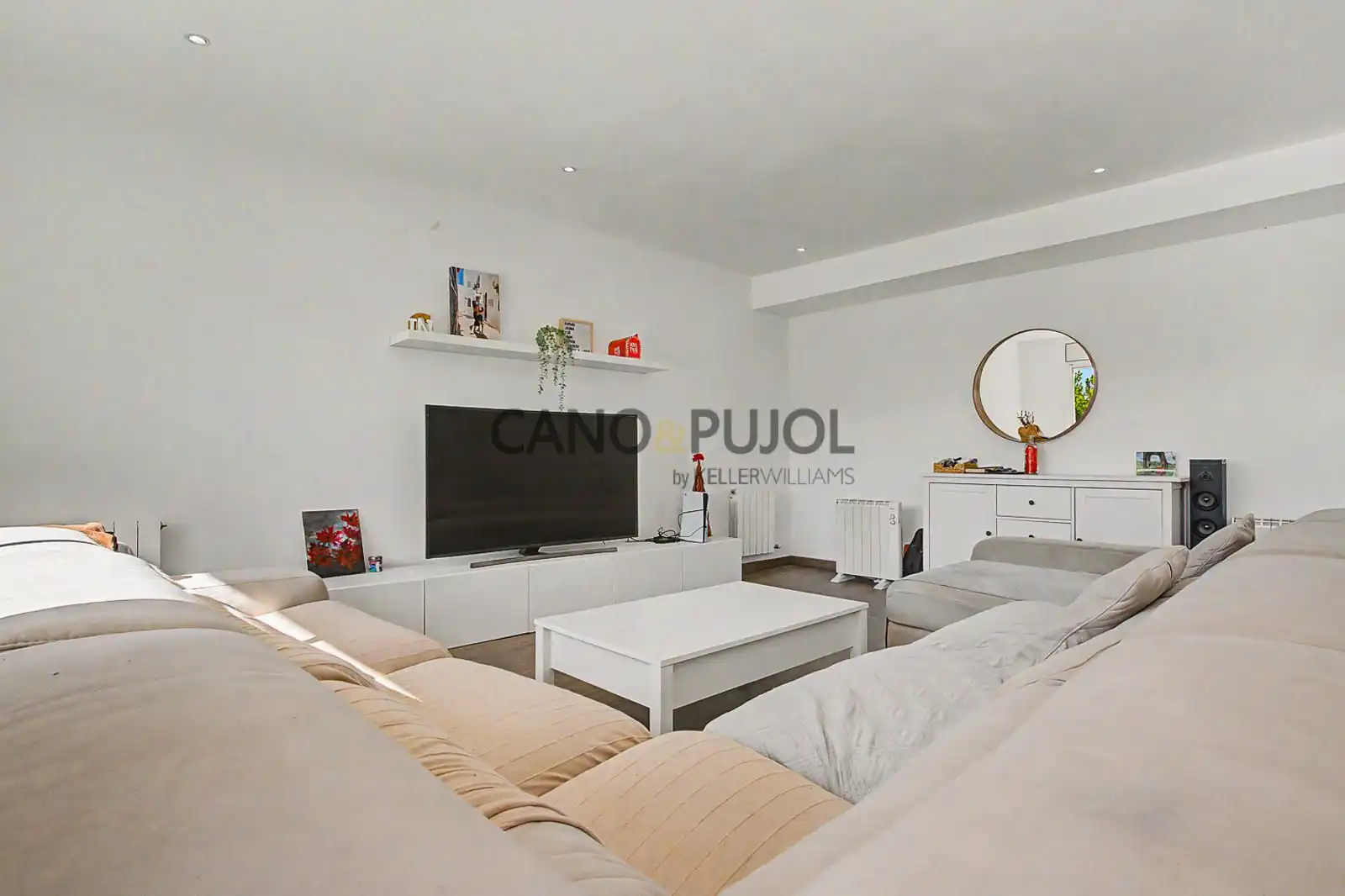 Sala de estar de Casa o chalet en venta en Bigues i Riells del Fai con Aire acondicionado, Calefacción y Terraza
