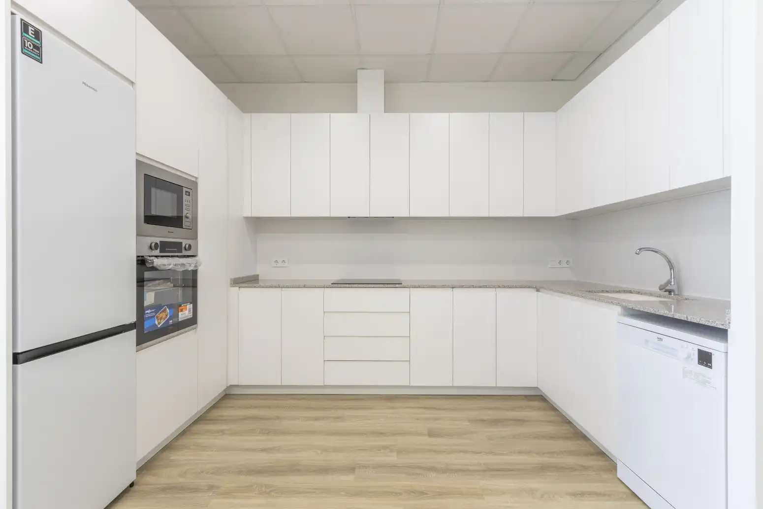 Cocina de Piso de alquiler en Foios con Jardín privado y Terraza