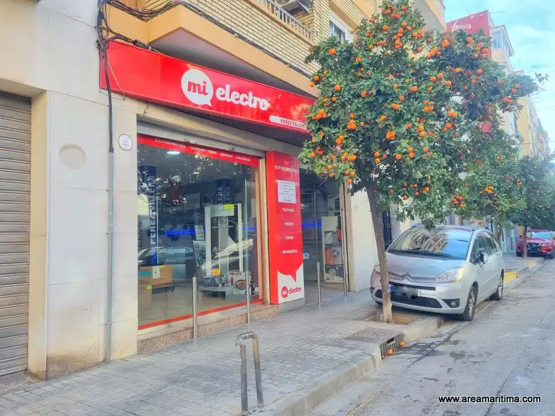 Local de lloguer en Valencia amb Aire condicionat i Moblat