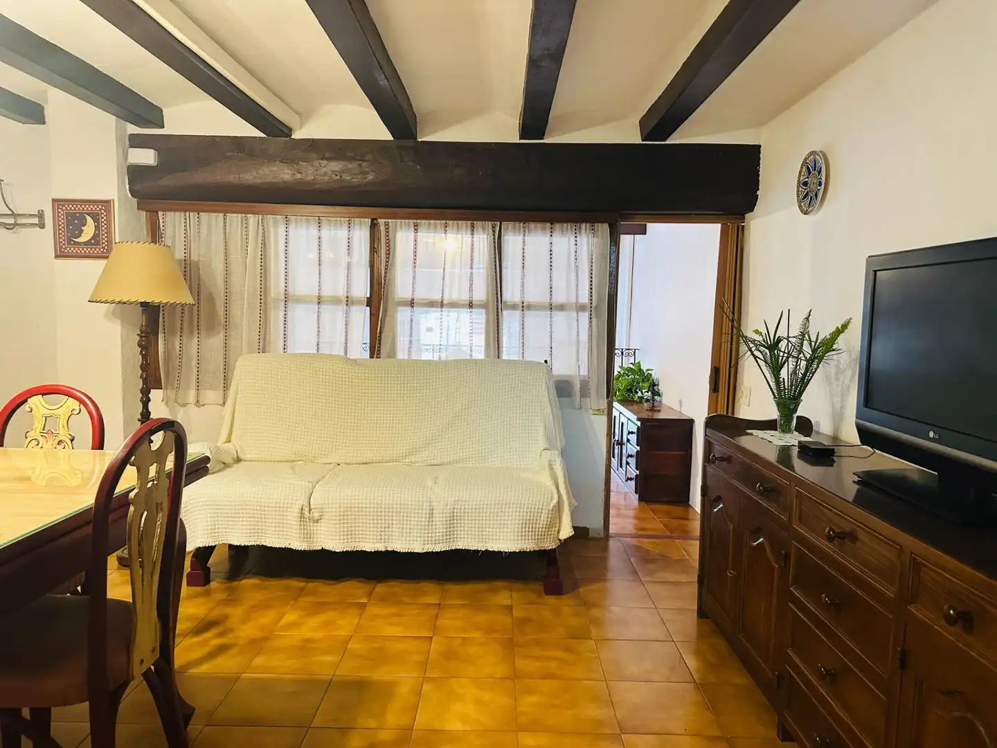 Sala d'estar de Casa o xalet en venda en Amposta amb Calefacció, Terrassa i Moblat