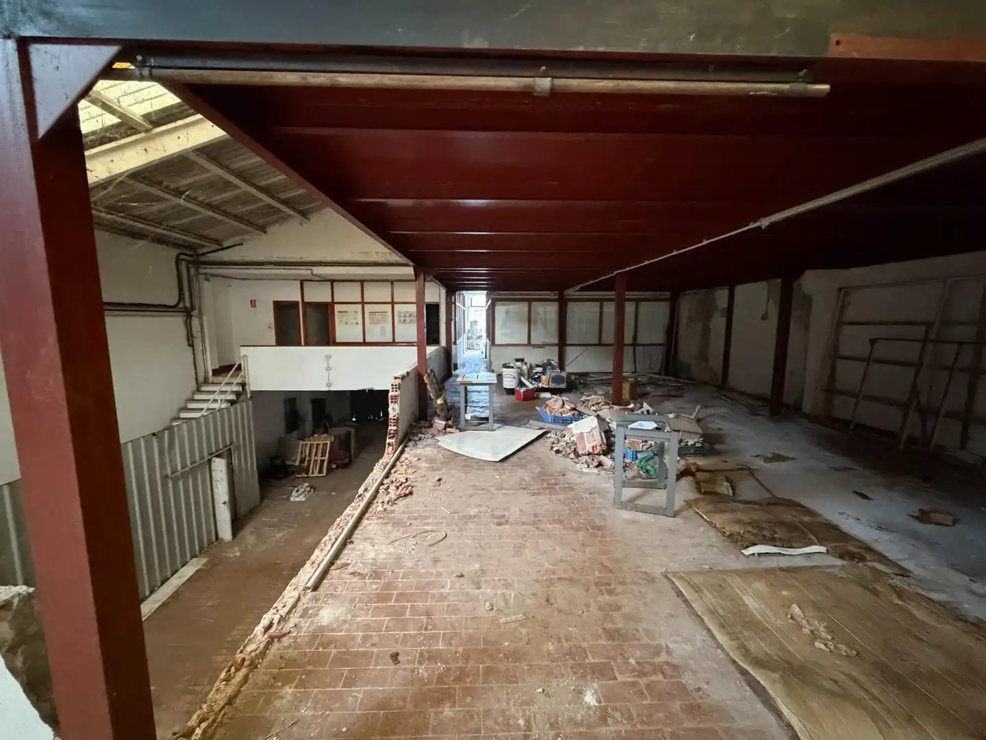 Fabrikhallen zur Miete in Santander