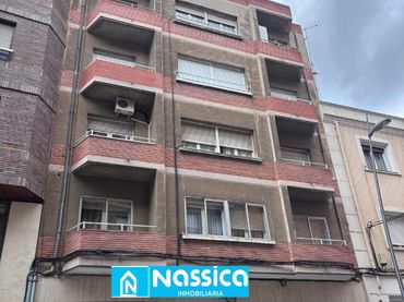 Wohnung mit Balkon zum Verkauf in Calle Basconia 1