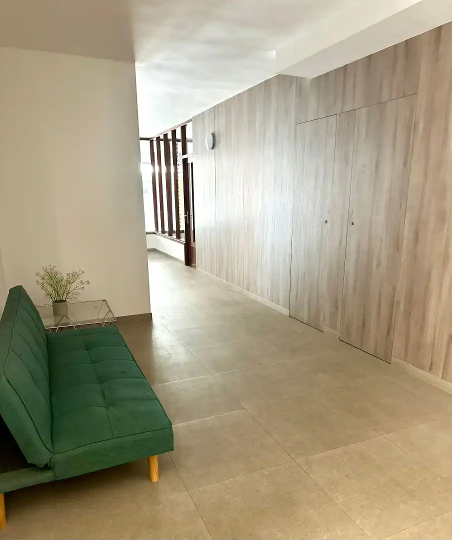Flat with terrace for sale in Carrer de Godofred Ros, imagen 6