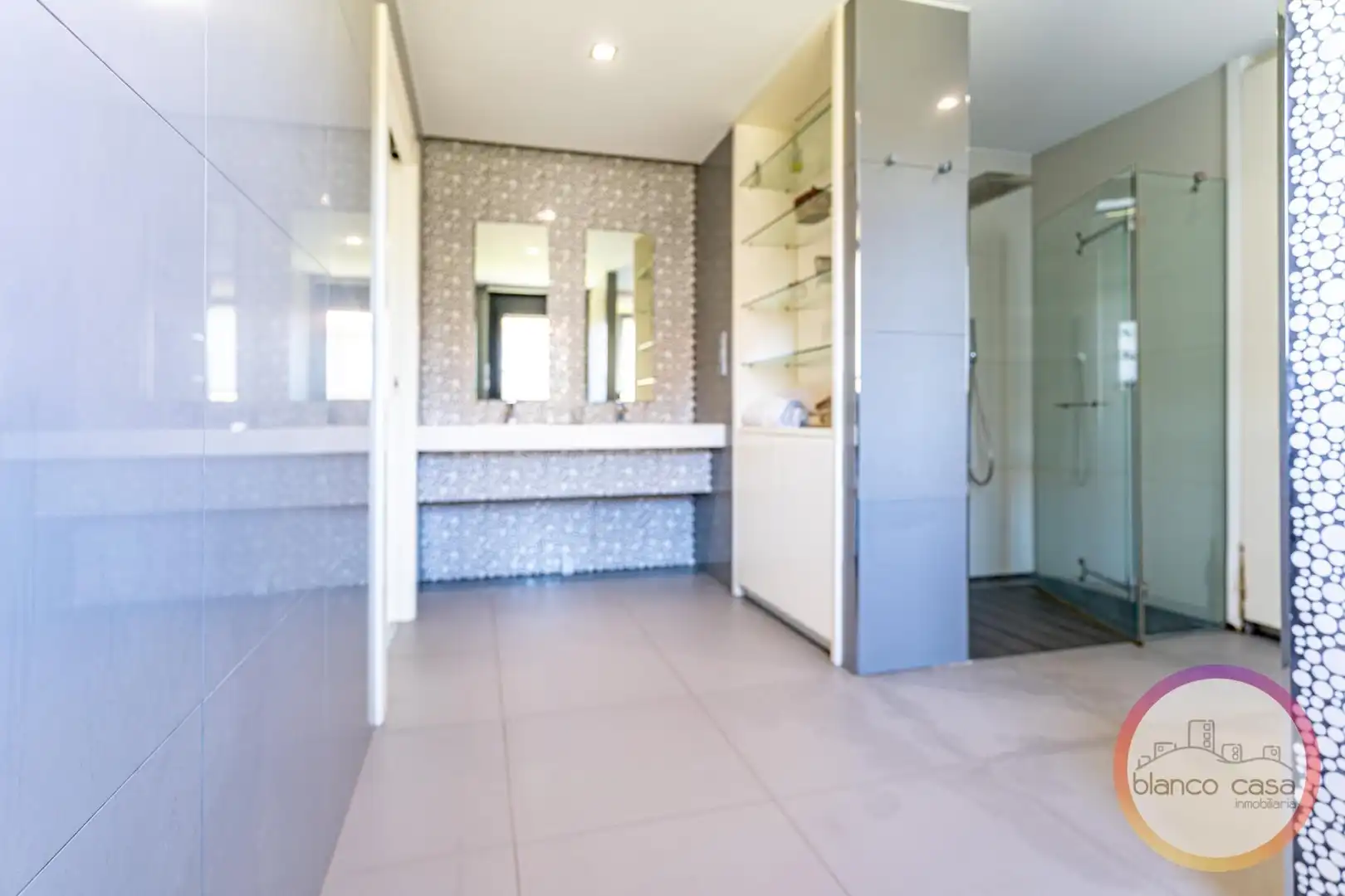 Casa con jardín en venta en Carballo, imagen 40