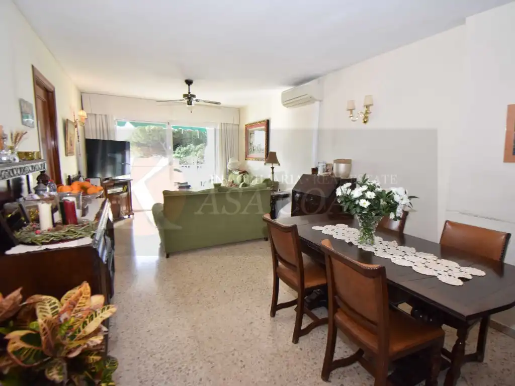 Living room of Flat for sale in Fuengirola  with Air Conditioner, Private garden and Terrace