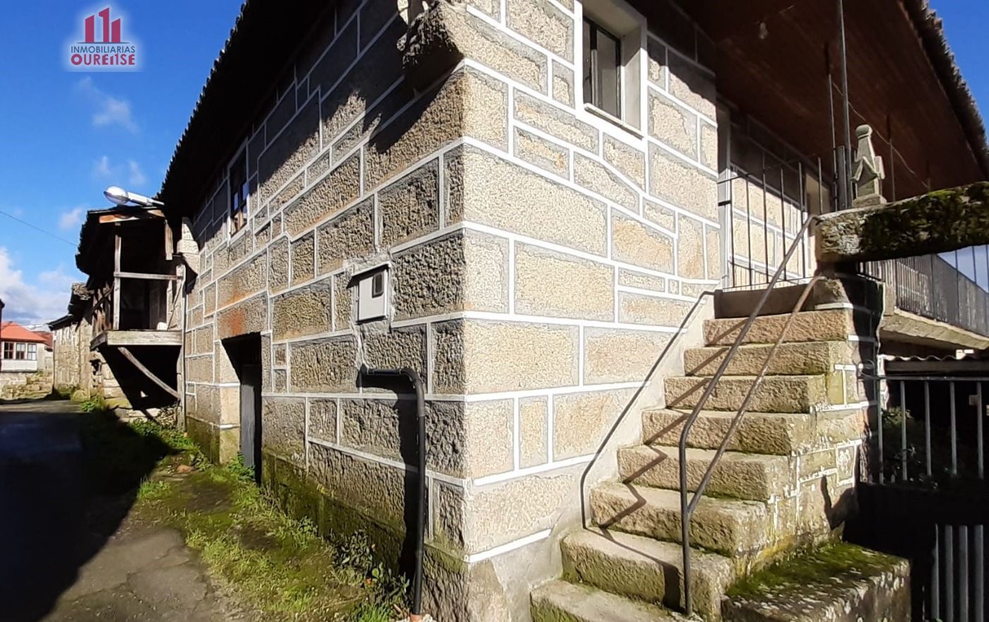 Exterior view of Houses for sale in Allariz  with Storage room and Balcony