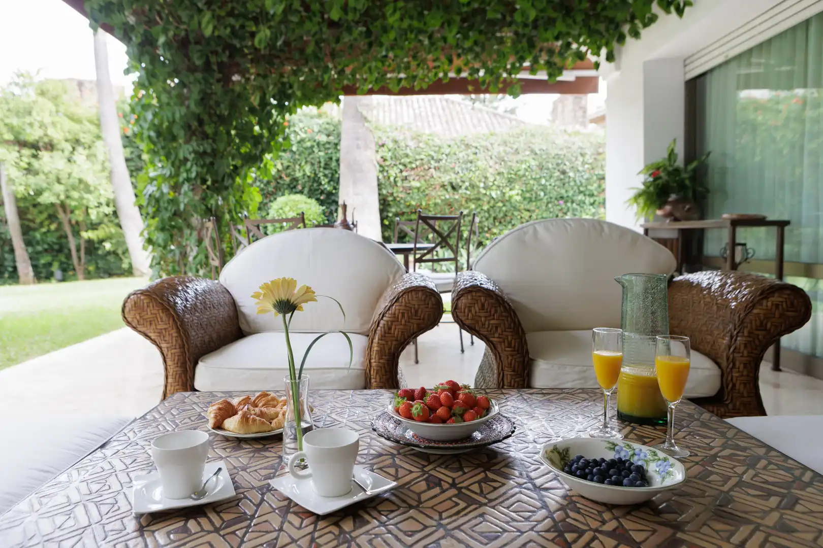 Terrassa de Casa o xalet en venda en Marbella amb Aire condicionat, Jardí privat i Terrassa