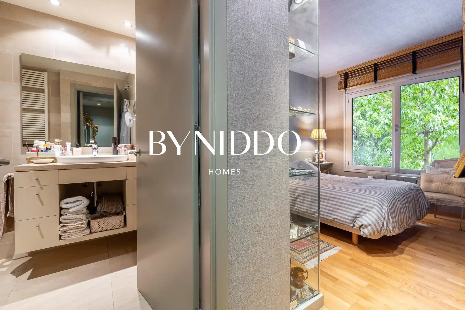 Bedroom of Flat for sale in Sant Cugat del Vallès  with Air Conditioner, Heating and Private garden